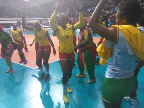 Cameroon Infonet Afrique Volleyball Damestournoi Des Qualifications Jo Le Cameroun à Un 